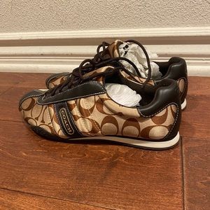 NEW Coach Kirby Khaki/Brown Sneakers 7 1/2